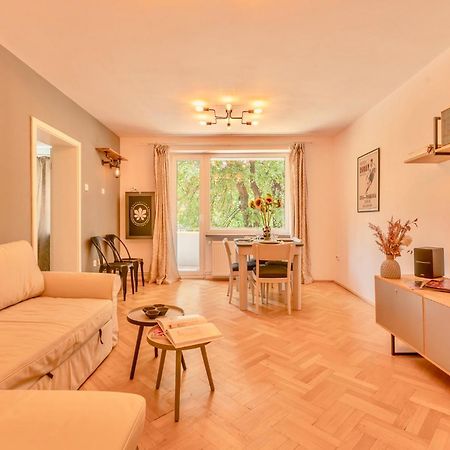 Castanilor 6 - Hip Industrial Apartment Close To City Centre Брашов Екстер'єр фото