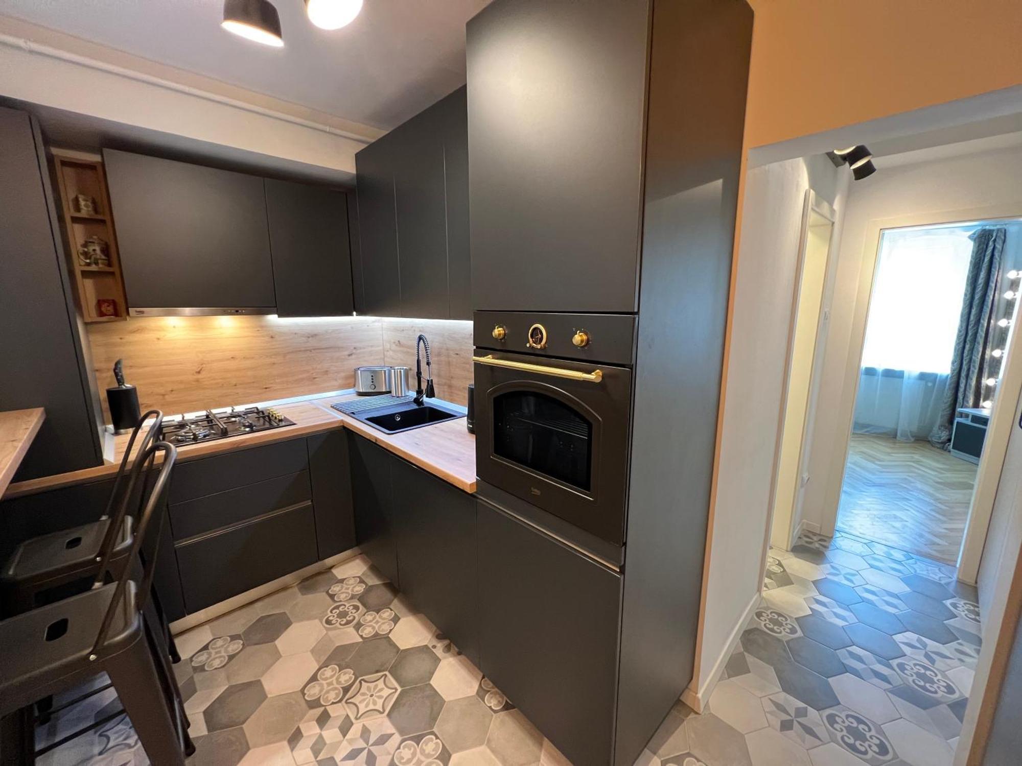 Castanilor 6 - Hip Industrial Apartment Close To City Centre Брашов Екстер'єр фото